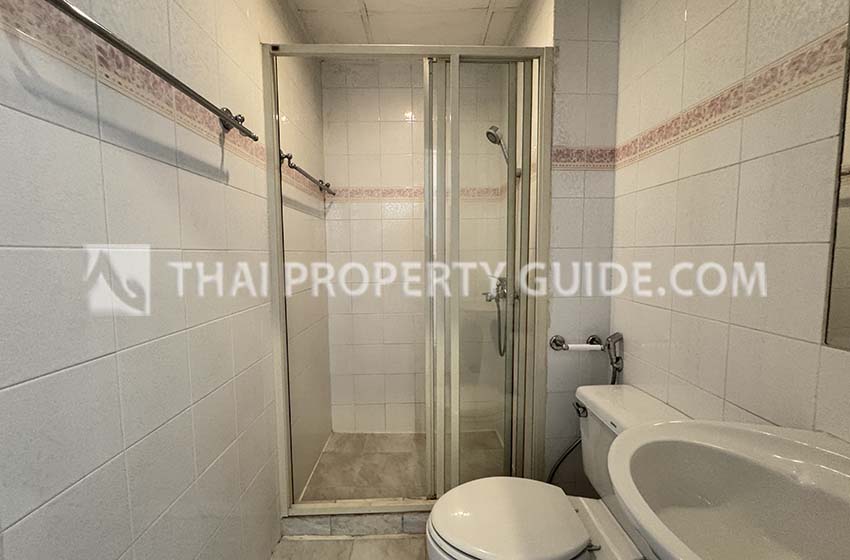 Apartment in Phaholyothin 